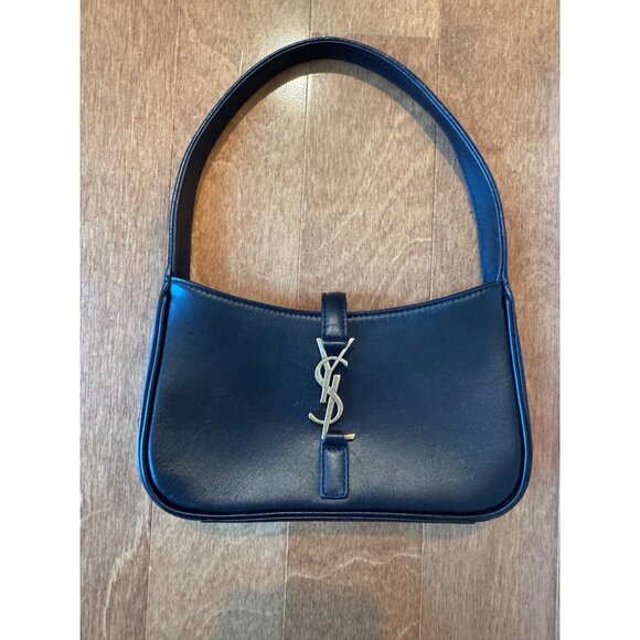 Saint Laurent Black Leather Le 5 À 7 Mini Shoulder Bag With Dust Bag - Picture 1 of 6